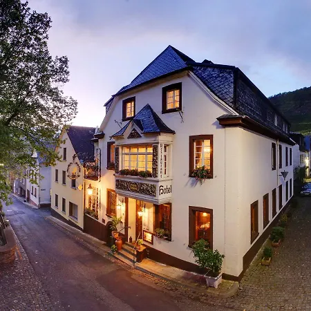 Hotel Weingut Schützen-2